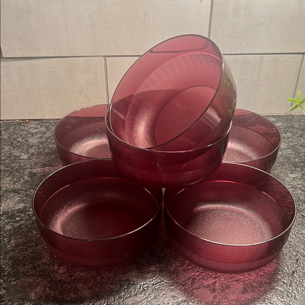 Set of 6 Tupperware Crystal Waves Elegant Burgundy 5.5 “ Bowl Set. Like new